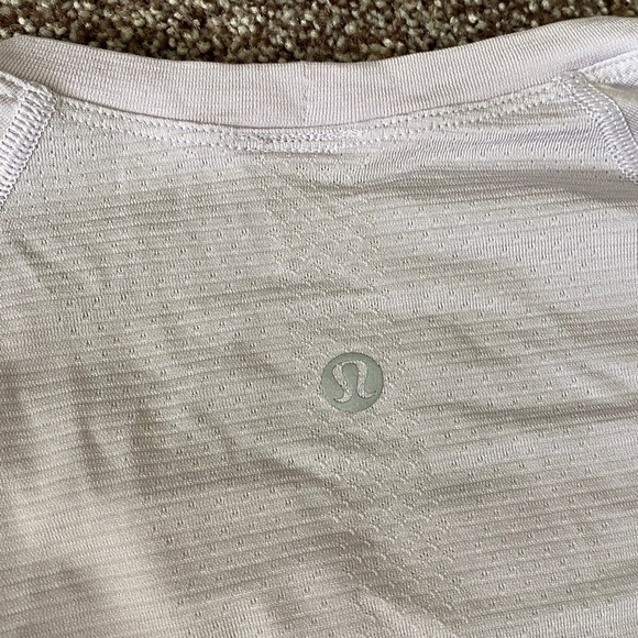 Lululemon Swiftly Tech Long Sleeve size 6 Lavender Frost - Picture 4 of 5